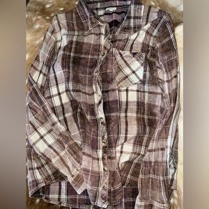 Plaid long sleeve button up